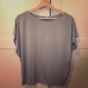 Uniqlo Basic T-shirt 🤍